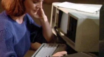 The laptop Compaq of Dr. Hanson in Supercopter S02E03