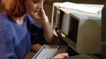 The laptop Compaq of Dr. Hanson in Supercopter S02E03