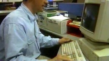 The computer Compaq Prolinea 3/4 of Al Dunbar in The Airzone Solution