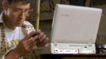 The computer Toshiba T4600C seen in Alien Species