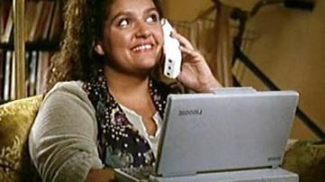 The Toshiba T1000SE Linda in Denise Calls Up