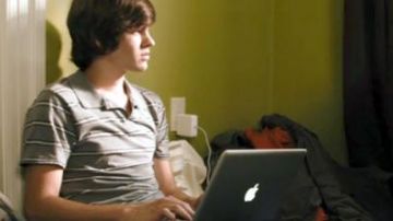 The apple MacBook pro Dylan in Fury Vengeance