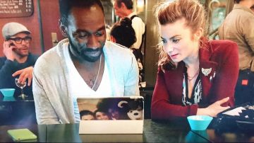 The smartphone iPhone 5c green Cyril (Cyril Gueï) in Josephine rounds