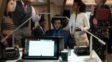 The laptop in The Good Wife season 1 episode 6