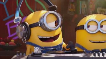 The audio headset of Stuart (minion) in Me, ugly and nasty 3