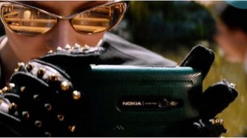 The smartphone Nokia Lumia 925 Svetlana Khodchenkova in The Wolverine