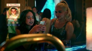 The smarthphone Tracy Jacobs (Lyndon Smith) in the Expert Cyber S02E02