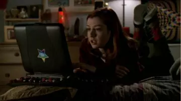 L'ordinateur de Alyson Hannigan (Willow Rosenberg) dans Buffy contre les Vampires saison 3