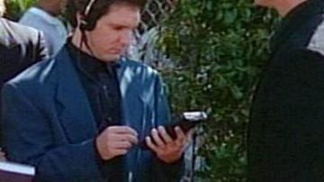 The Apple Newton MessagePad of the security in Beverly Hills S05E12