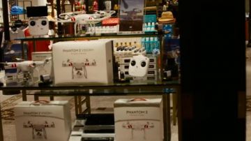 The drone DJI Phantom 2 Vision seen in Paul Blart: Mall Cop 2