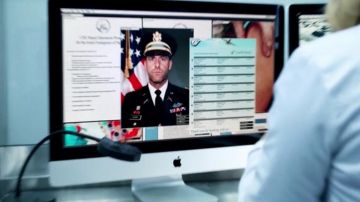 The desktop computer Apple of Patterson (Ashley Johnson) in Blindspot S01E04