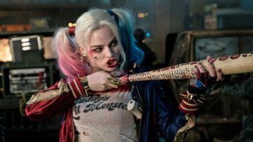 El traje de Harley Quinn (Margot Robbie) en Escuadrón Suicida