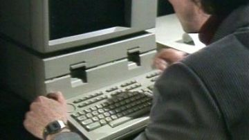 The computer HP 9836 seen in Bird of Prey