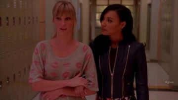 Jacket in faux leather blue Santana Lopez (Naya Rivera) on Glee S06E06
