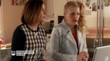Jacket biker jacket john Laurie Keller (Busy Philipps) on Cougar Town Glee S05E02