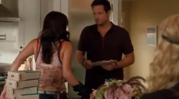 Le top à motif de Jules Cobb (Courtney Cox) Cougar Town S05E03
