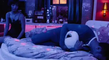 The collar cartridge-black-Sun Bak (Bae Doona) in Sense8 S02E08