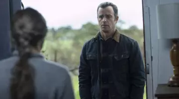 The jean jacket collar velvet Kevin Garvey (Justin Theroux) in The Leftlovers S03E08