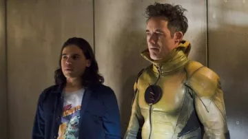 The t-shirt replica of the costume of the Anti-Flash / Nega Flash / Dr. Harrison Wells (Tom Cavanagh) in The Flash S02E07