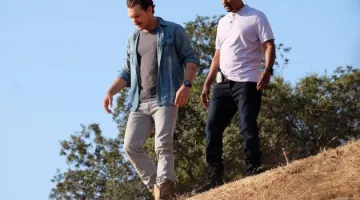 The boots of Martin Riggs (Clayne Crawford) in the lethal Weapon S01E04