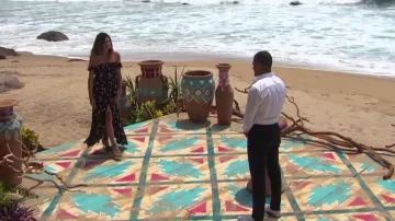 Maxi vestido floral negro de Encaje Morris en Bachelor in Paradise