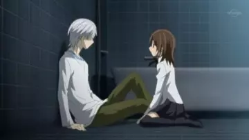 La réplique des bottes noires portées par Yuki dans Vampire Knight
