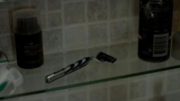 Dove shave gel seen in Sherlock S03E01