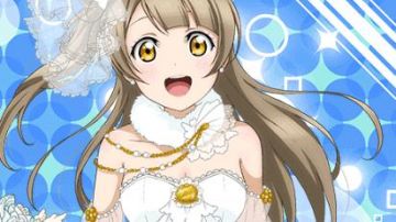 El vestido de Kotori en Love Live! Proyecto ídolo escolar