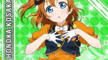 La robe orange d'honoka dans Love Live! Proyecto ídolo escolar