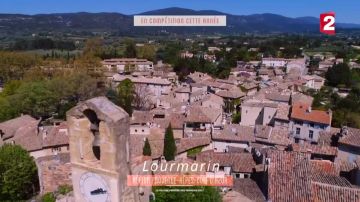 Le village de Lourmarin (Provence) dans Le Village préféré des Français 2017