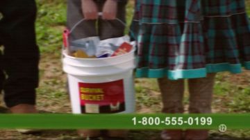 The survival kit offered in the video of Jeremiah in Fear The Walking Dead S03E03