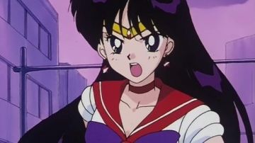 Les boucles d'oreilles de Sailor Mars dans Sailor Moon