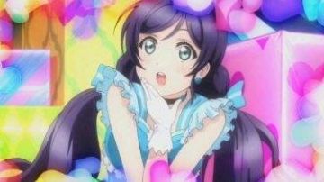 Le Cosplay de No Brand Girl de Nozomi dans Love Live! Proyecto ídolo escolar