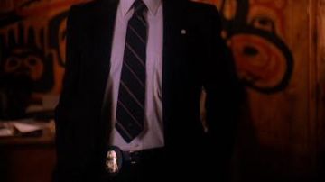 Le Badge du FBI de Dale Cooper (Kyle MacLachlan) dans Twin Peaks