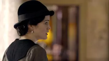 Le chapeau de Lady Mary Crawley (Michelle Dockery) dans Downton Abbey