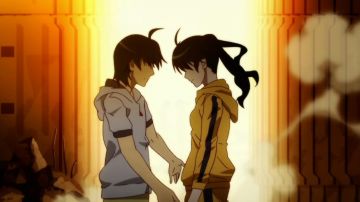 Le cosplay / le déguisement de Karen dans Bakemonogatari