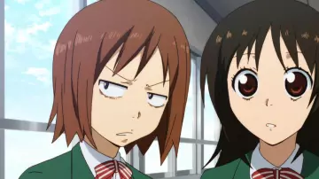 L'uniforme scolaire féminin dans Yowamushi Pedal