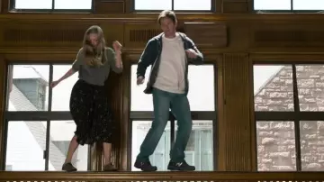 Sneakers New Balance black worn by John Bennett (Mark Wahlberg) in Ted 2
