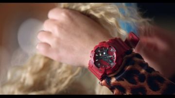 The G-Shock watches Casio Britney Spears in the clip Pretty Girls