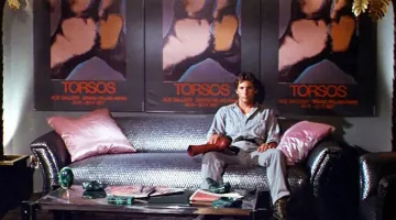 Carteles de Torsos de Andy Warhol en American Gigolo