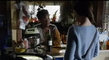 La bouteille de Whisky troquée par Katie dans Colony