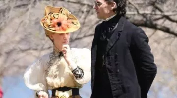 Capelet fur Edith Cushing in Crimson Peak