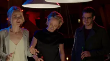 The top Rachel Roy Shelby Wyatt (Johanna Braddy) in Quantico