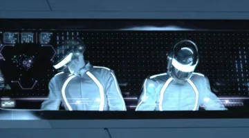 La réplique du casque de Thomas Bangalter des Daft Punk dans Tron Legacy