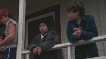 The jean jacket Mickey / Michael Walsh (Sean Astin) in The Goonies