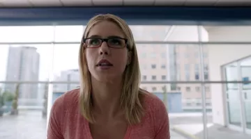 Les lunettes de vue Jastime de Felicity Smoak (Emily Bett Rickards) dans Arrow