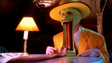 The costume yellow Stanley Ipkiss (Jim Carrey) in The Mask