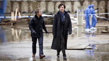 The jacket of John Watson (Martin Freeman) in Sherlock S01E03