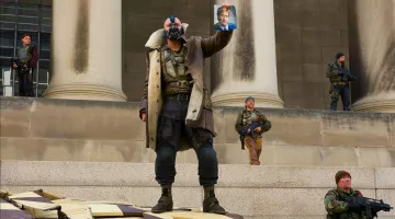 Le véritable costume de Bane (Tom Hardy) dans The Dark Knight Rises