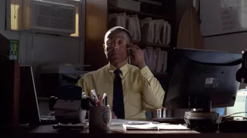 The Los Pollos Hermanos Mug used by Gus Fring (Giancarlo Esposito) in the Breaking Bad series (Season 4 Episode 8)